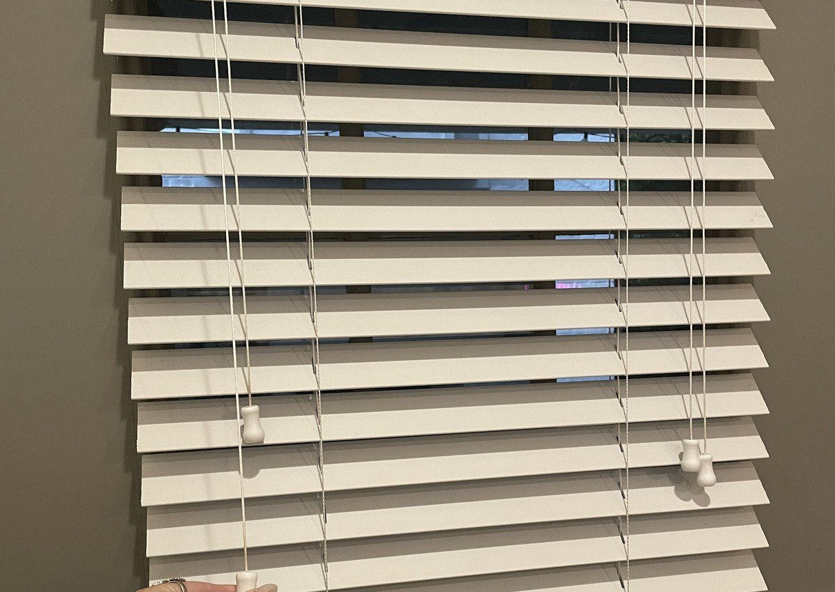 Window covering brand guides